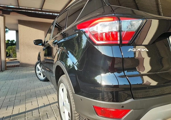 Ford Kuga cena 75900 przebieg: 76810, rok produkcji 2019 z Ogrodzieniec małe 631